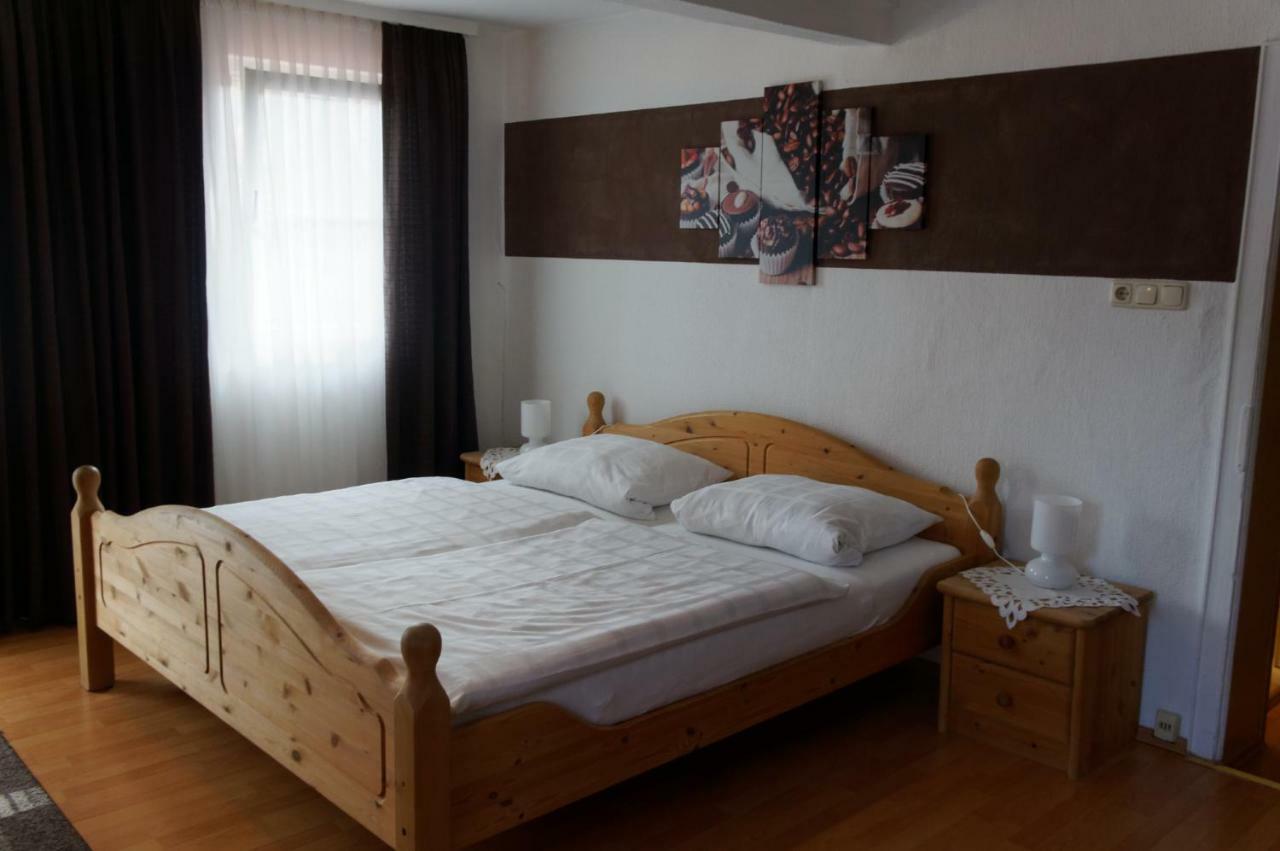 Pension Burger B&B Weibersbrunn Zewnętrze zdjęcie